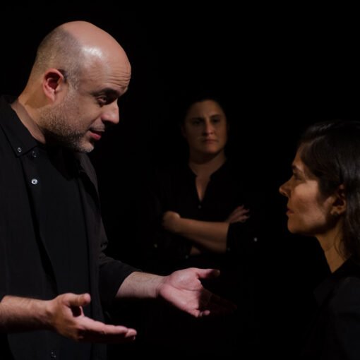 Marcos França, Fernanda Maia e Priscila Amorim. Casa da morte, de Fermín Cabal, 2014. Foto: Ellena Stellet.