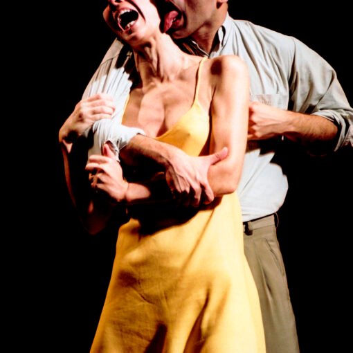 Priscila Amorim e Marcos França. A serpente, de Nelson Rodrigues, 1998. Foto: Guga Melgar