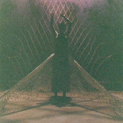 Helena Varvaki. Penélope, de Antonio Guedes e Fátima Saadi, 1995. Foto: Silvio Pozzato.